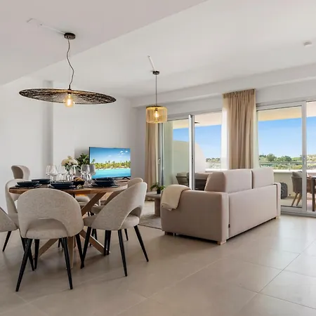 Casa Sarena - Terrace & Seaviews Estepona
