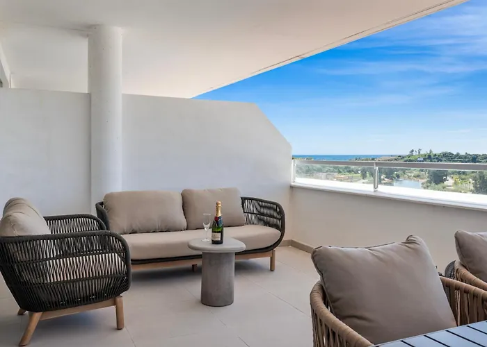 شقة Casa Sarena - Terrace & Seaviews إِستيبونا